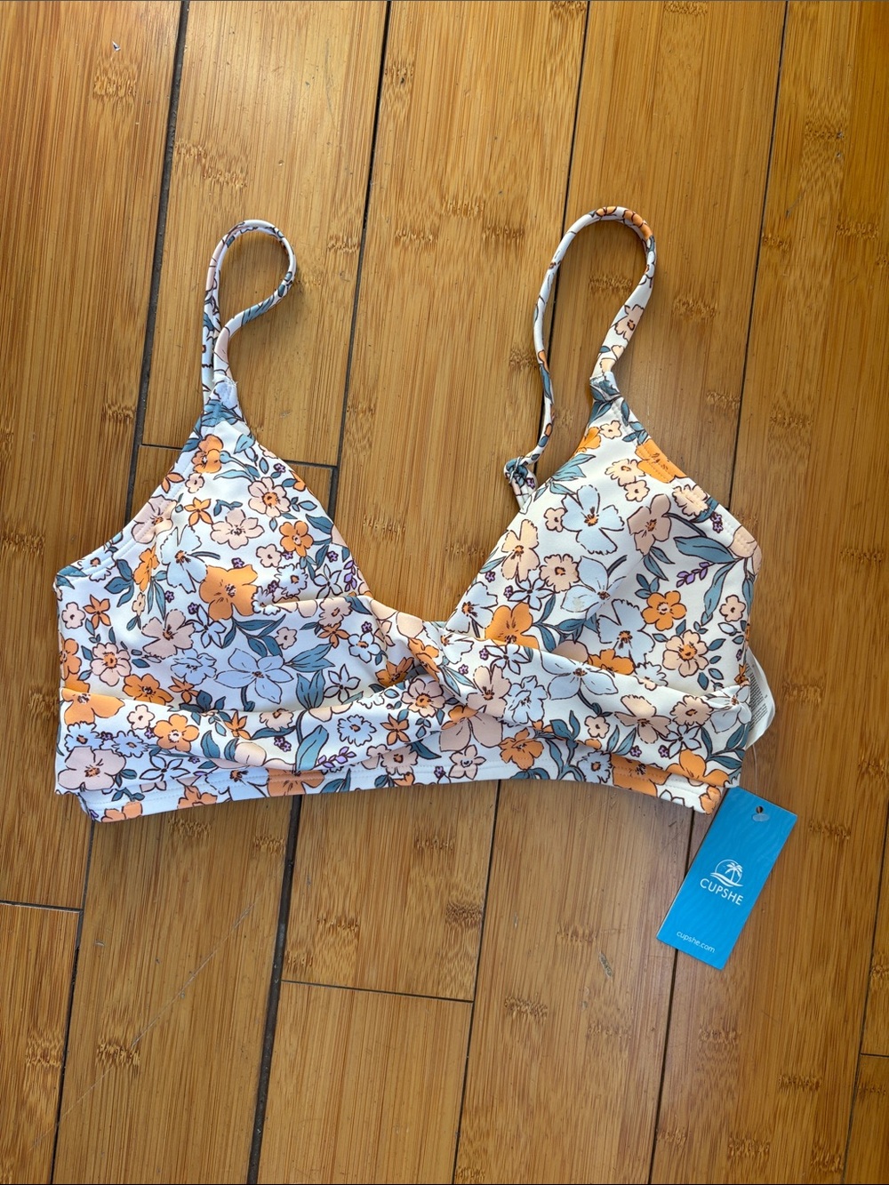 NWT! Cupshe Floral Bikini Top - S